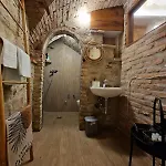 Am17 - The Ancient Cave Apartamento